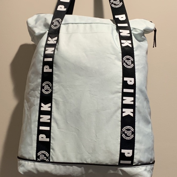 PINK Victoria’s Secret weekender tote bag - Picture 3 of 15